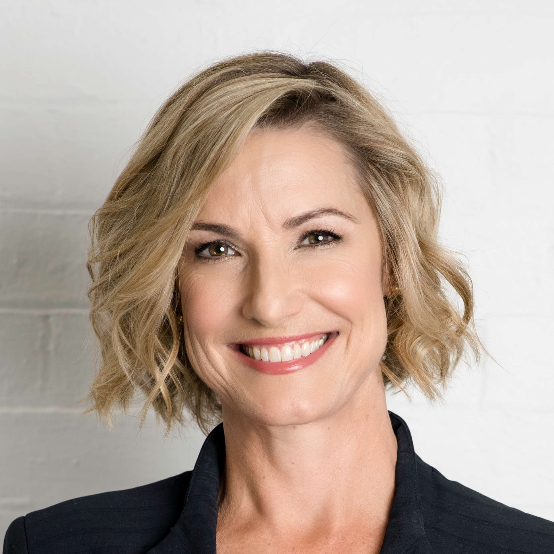 Jillian-Whiting-headshot-Current-2024-web-2